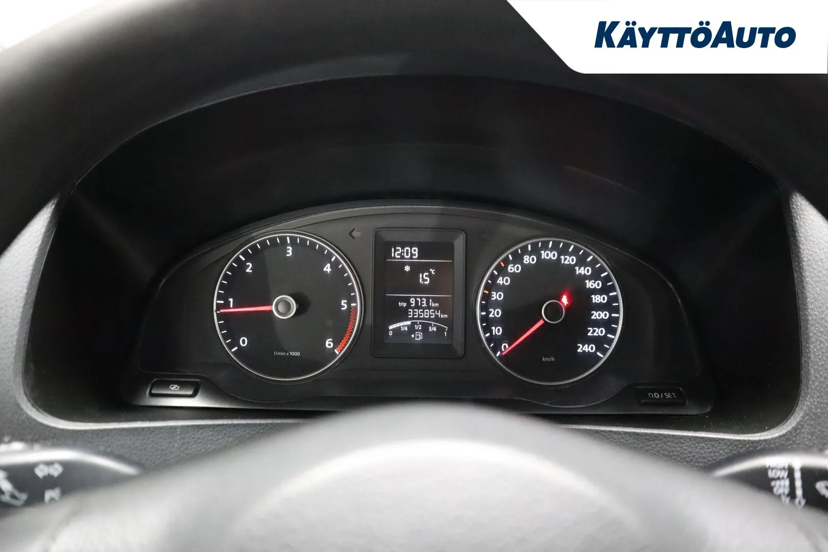 VOLKSWAGEN Transporter XKZ-471 carousel image