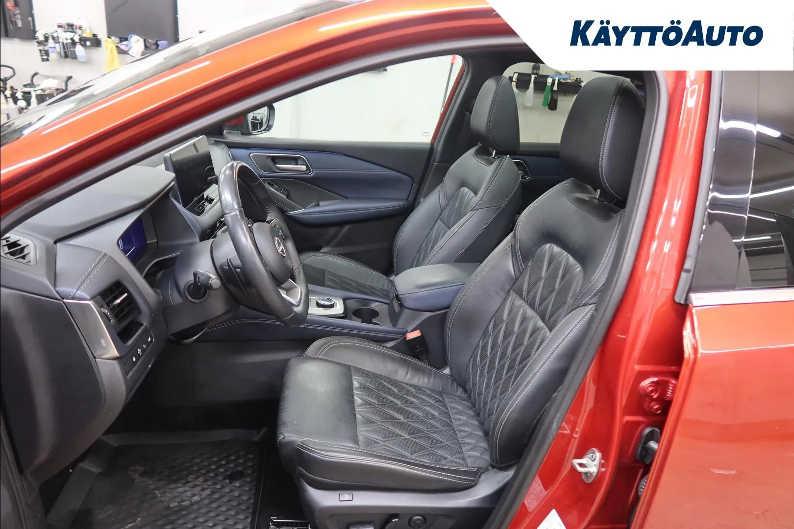 Nissan Qashqai KUU-246 carousel image