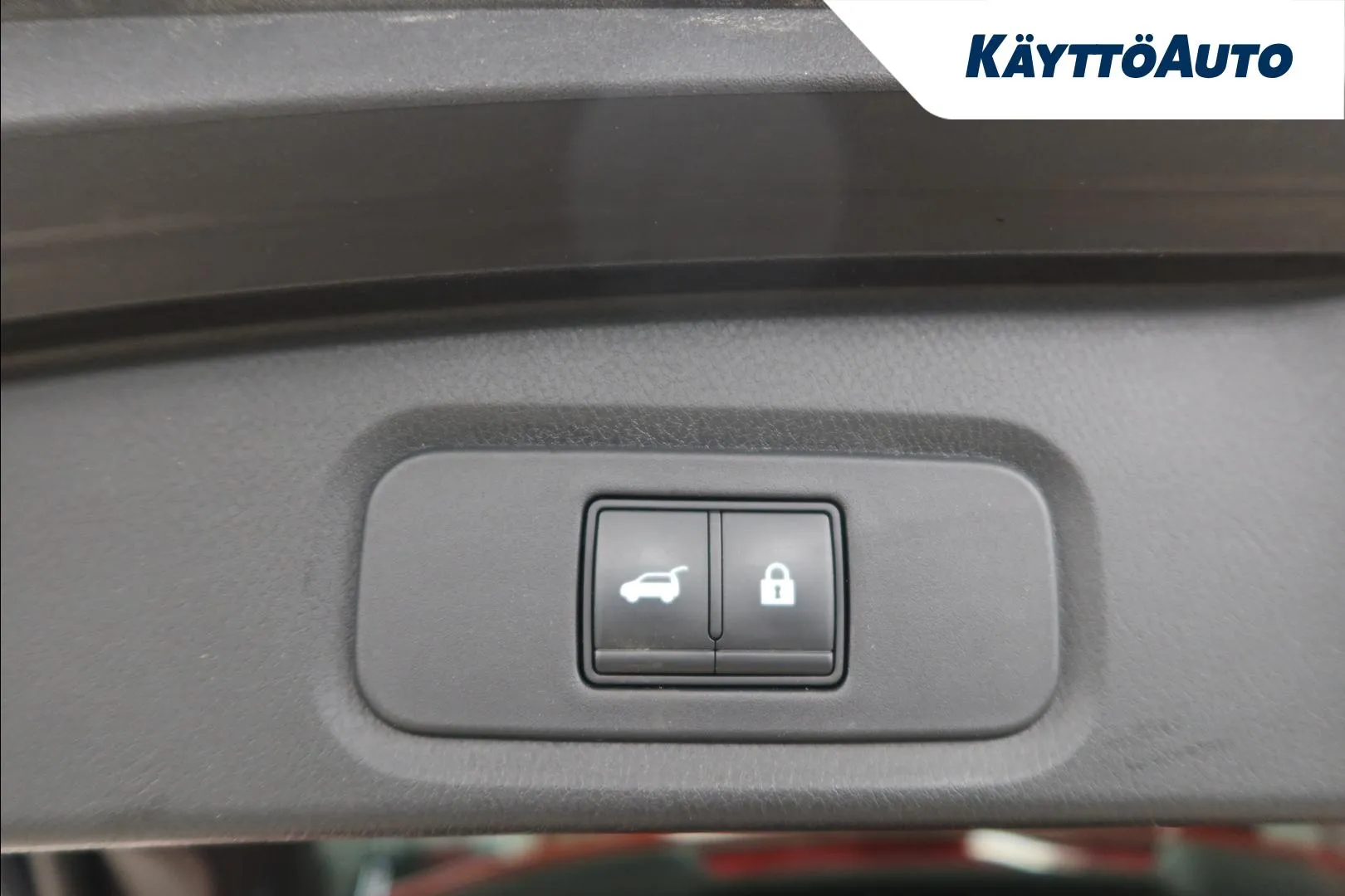 Nissan Qashqai KUU-246 carousel image