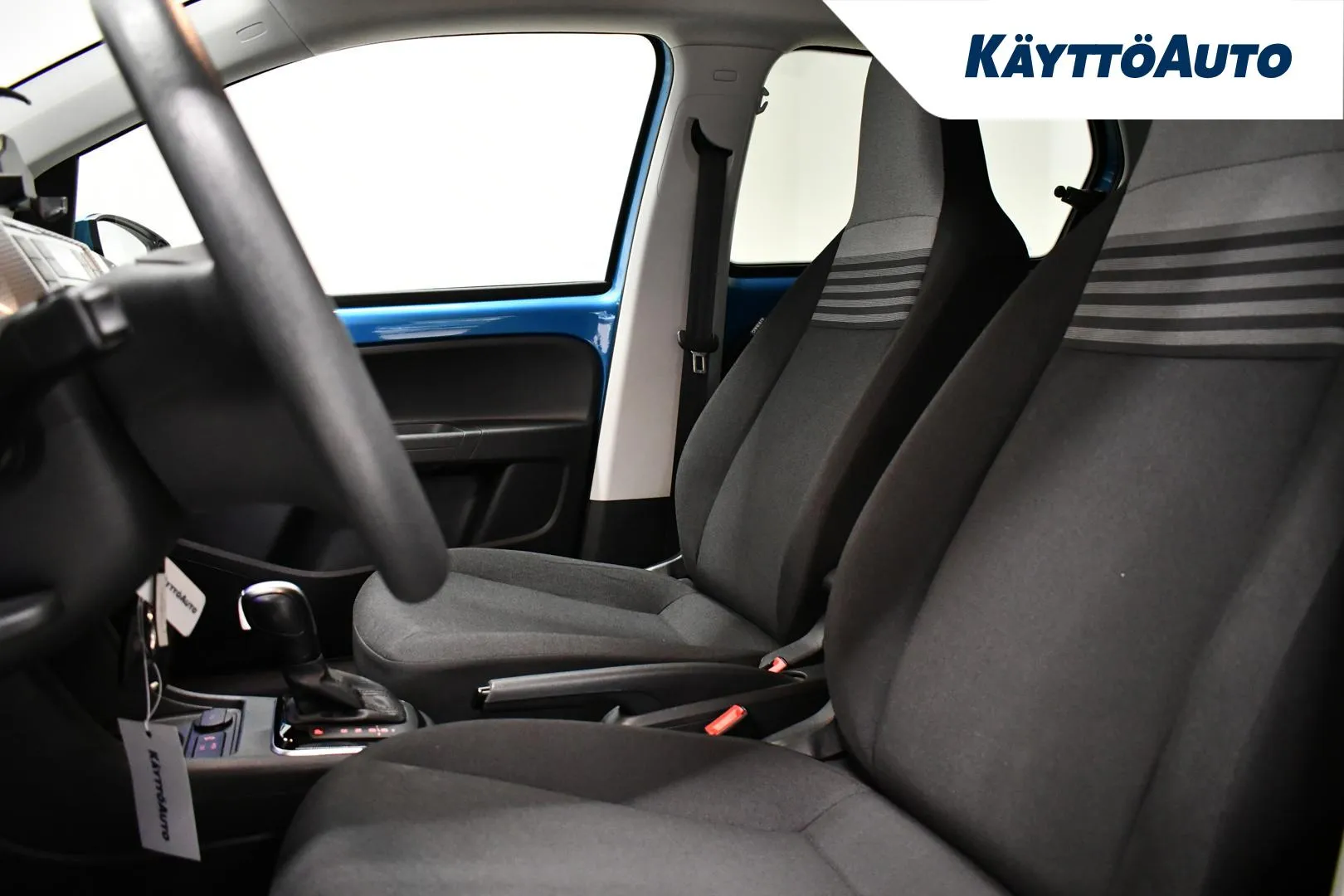 VOLKSWAGEN up! LPT-420 carousel image