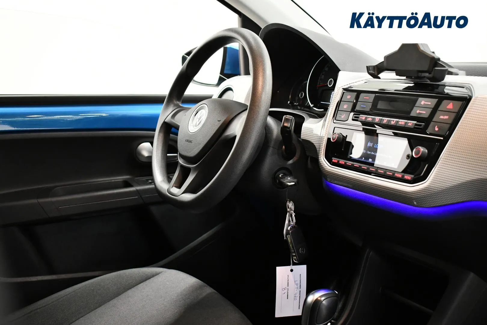 VOLKSWAGEN up! LPT-420 carousel image