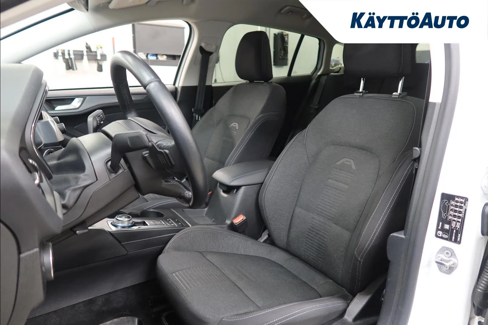 FORD Focus JLN-512 carousel image