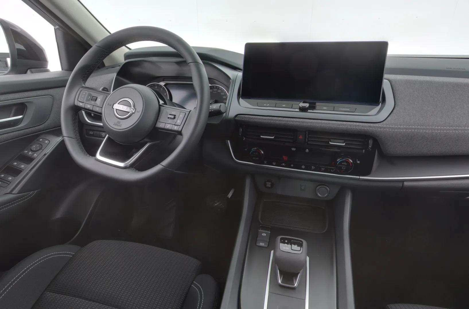 Nissan Qashqai FSR-790 carousel image