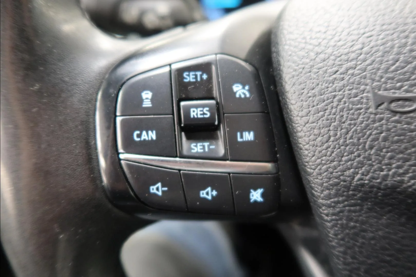 FORD Transit CRN-306 carousel image