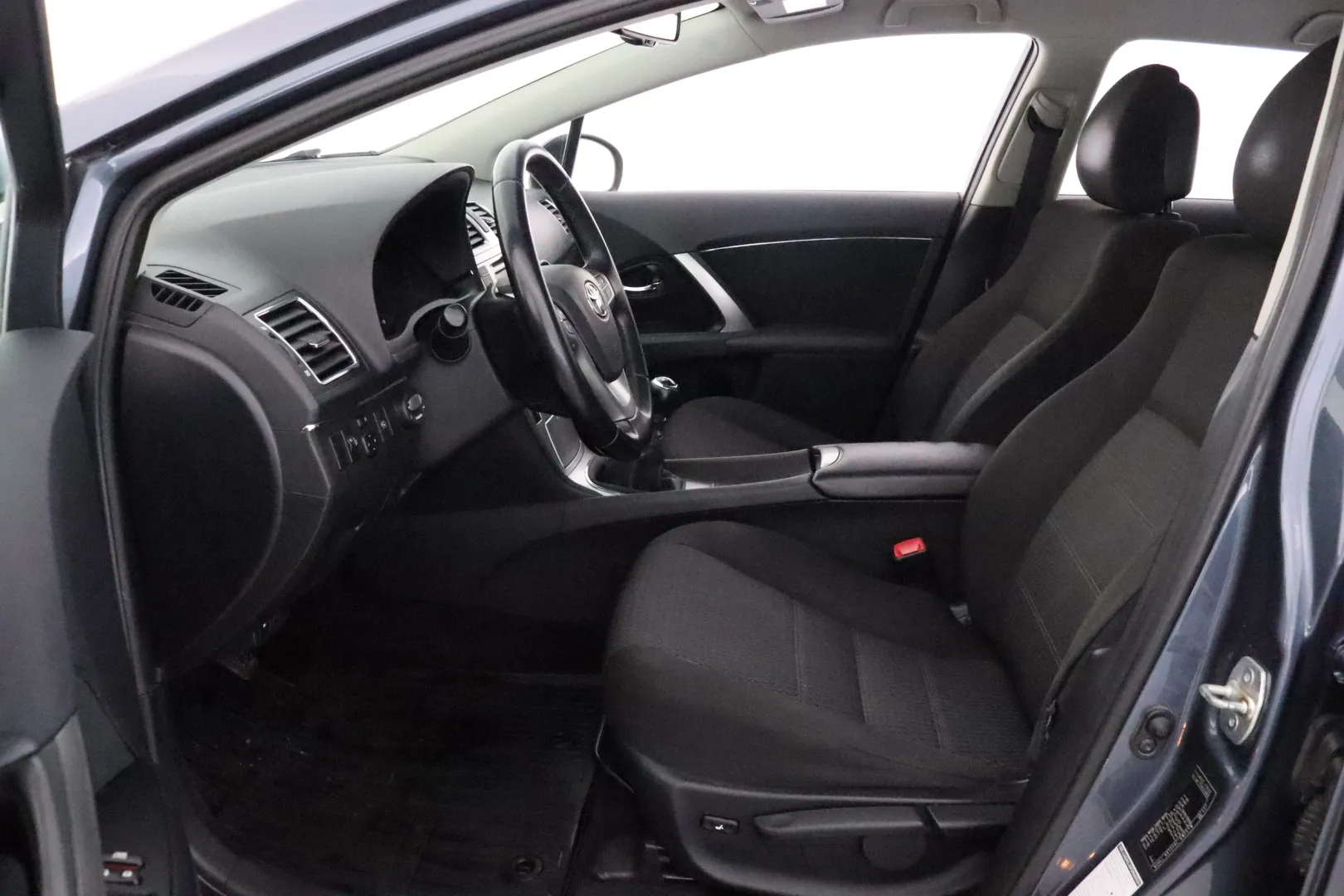 TOYOTA Avensis JIS-135 carousel image