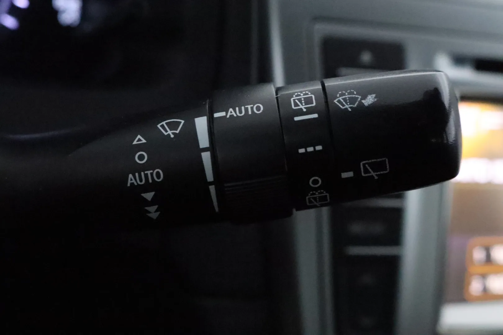 TOYOTA Avensis JIS-135 carousel image