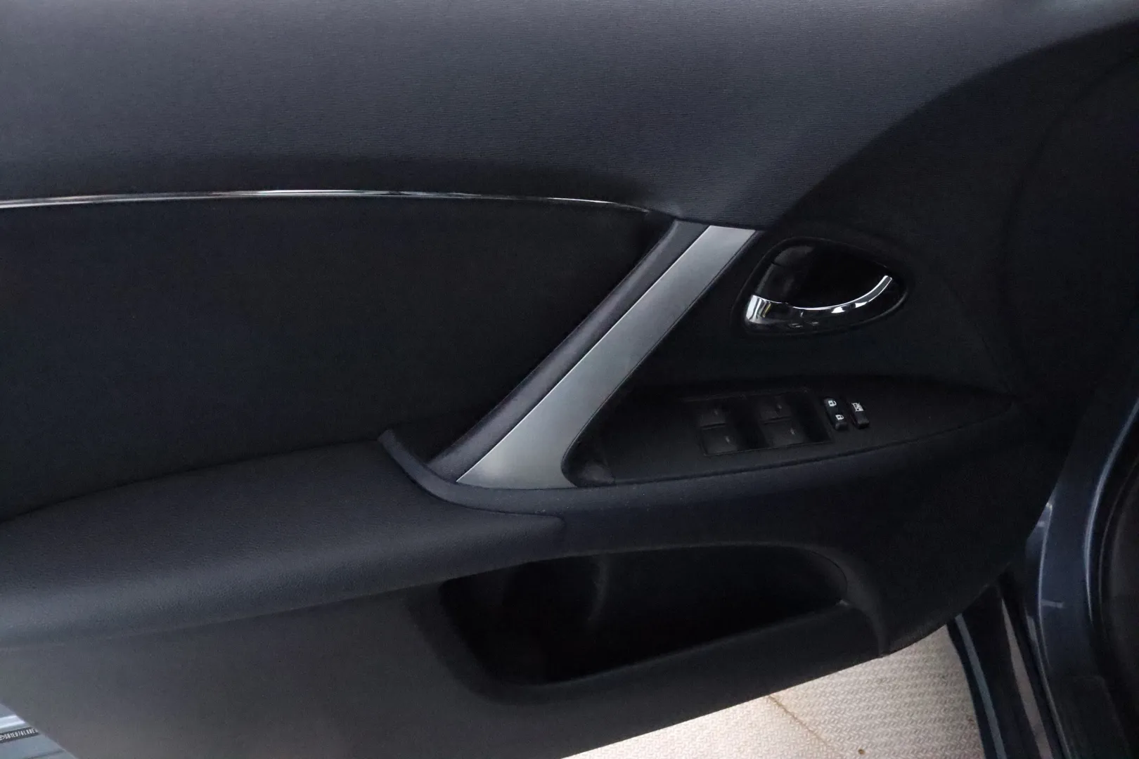 TOYOTA Avensis JIS-135 carousel image