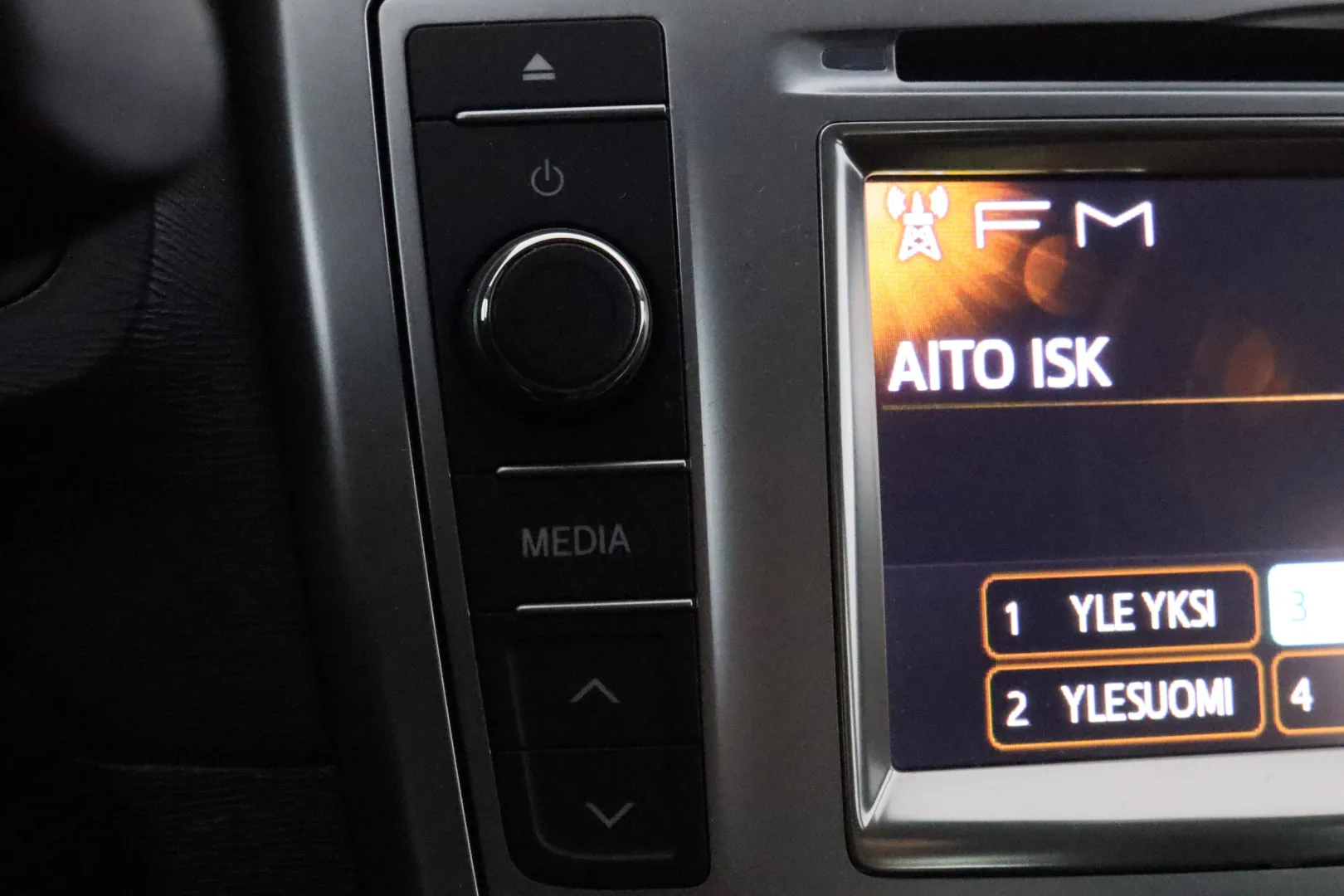 TOYOTA Avensis JIS-135 carousel image