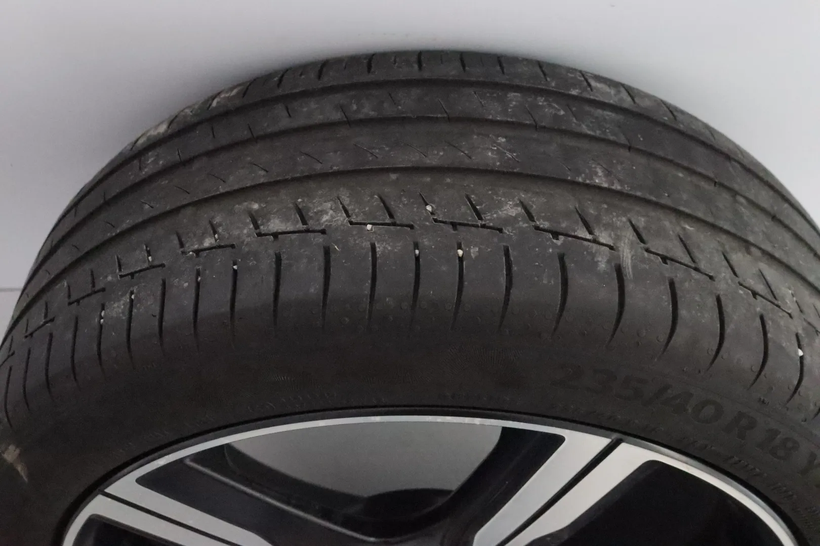 VOLVO S60 JKU-251 carousel image