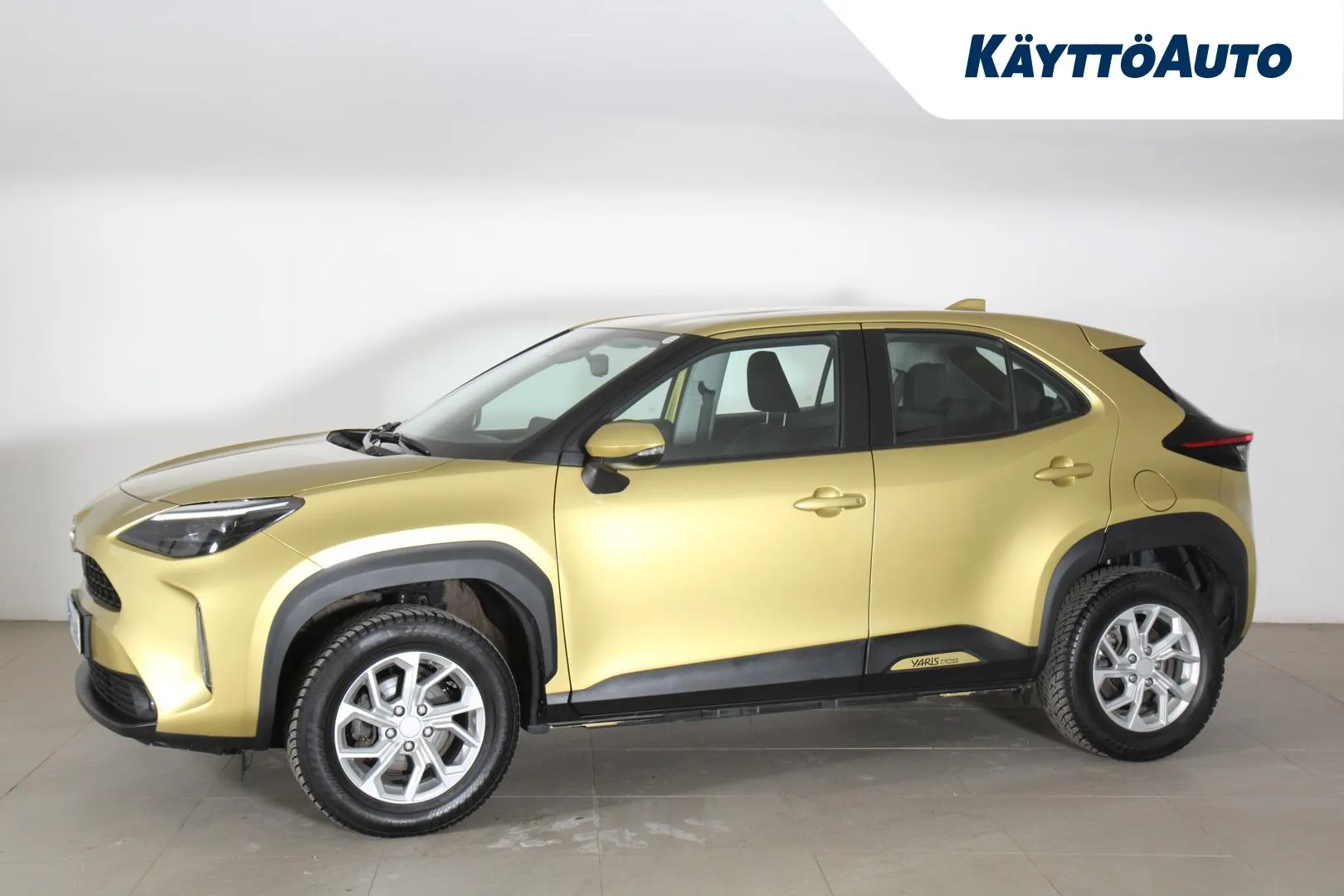 TOYOTA Yaris Cross RVV-408 carousel image