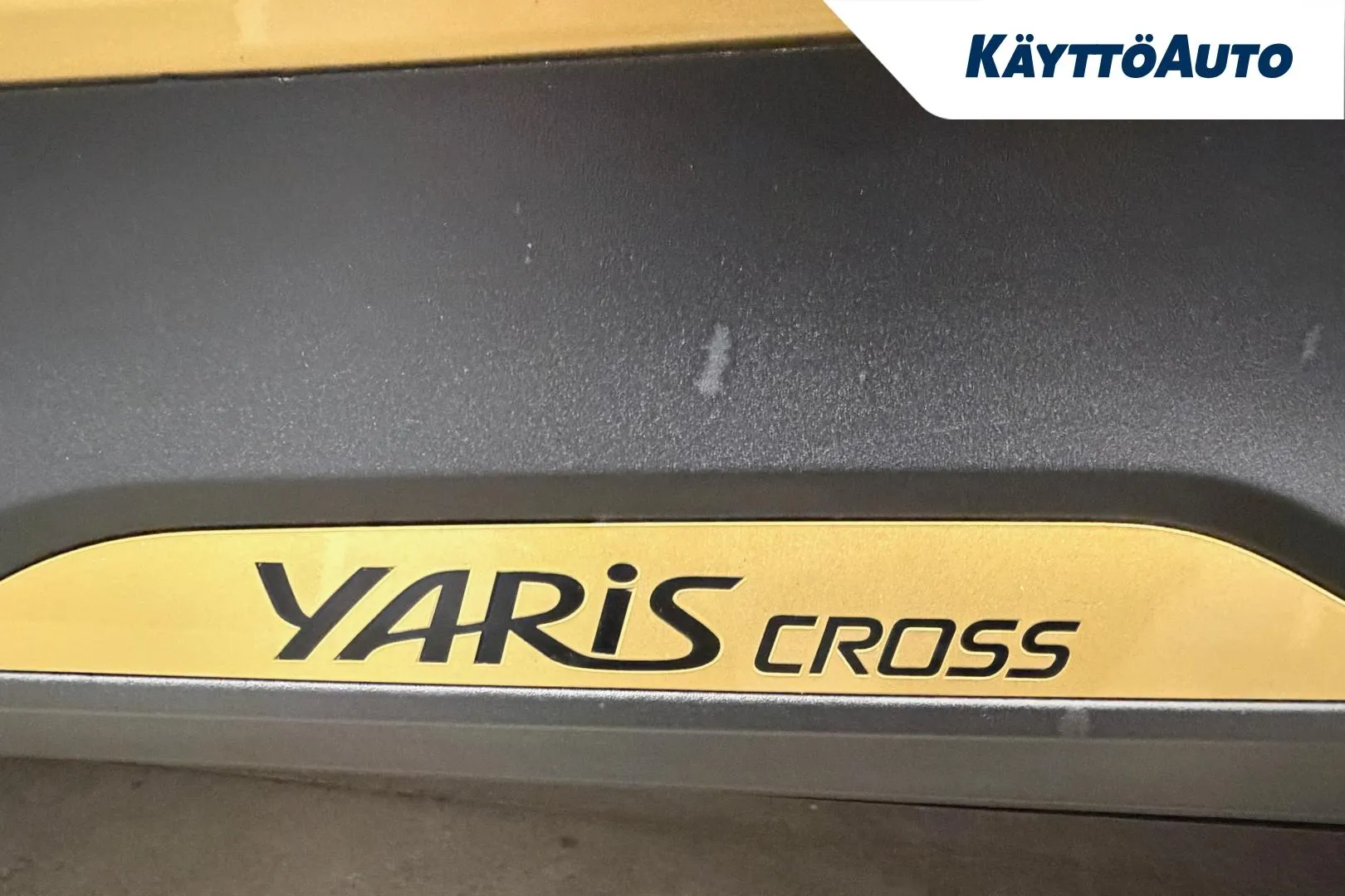 TOYOTA Yaris Cross RVV-408 carousel image