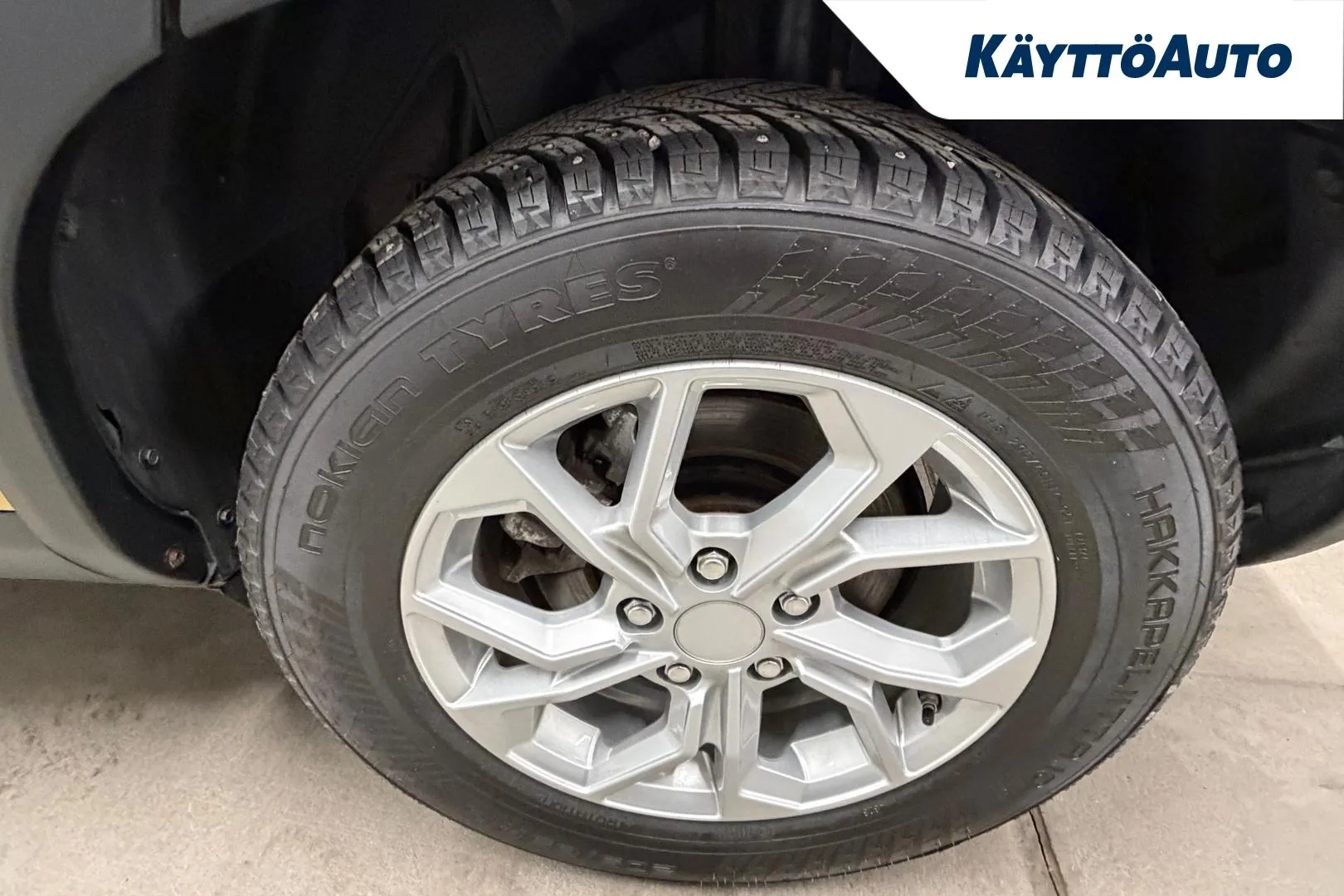 TOYOTA Yaris Cross RVV-408 carousel image