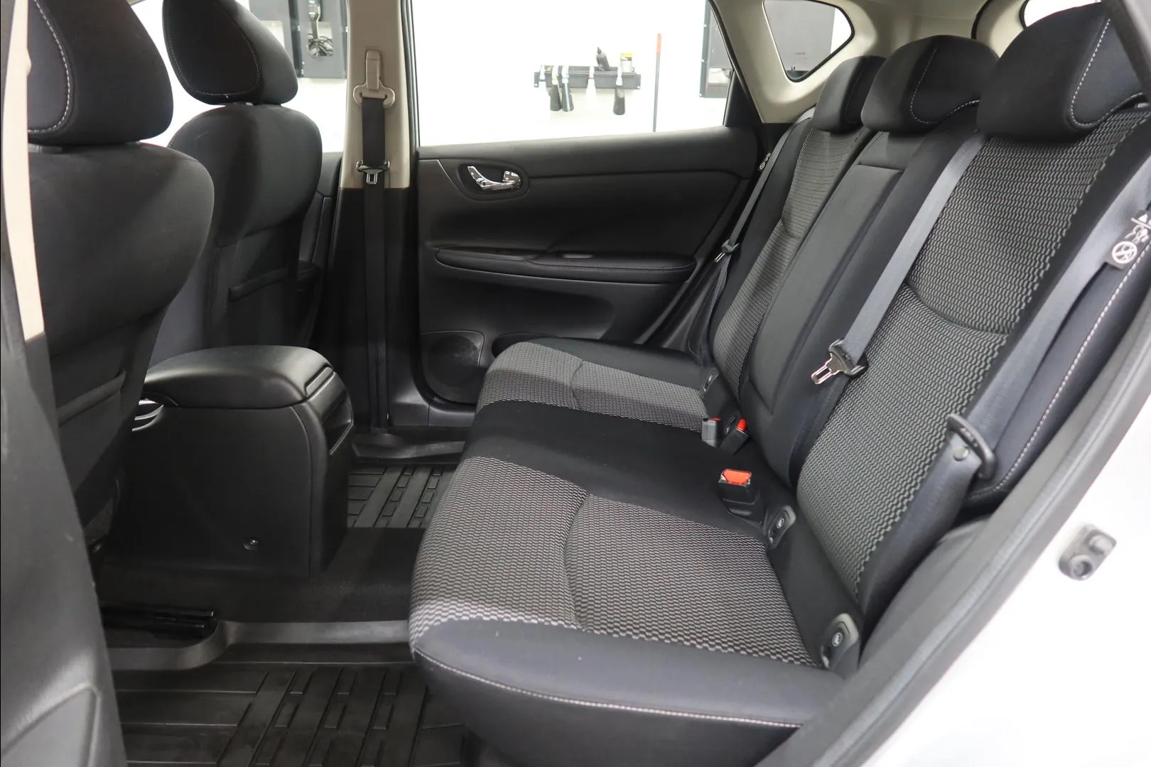 Nissan Pulsar BUH-938 carousel image