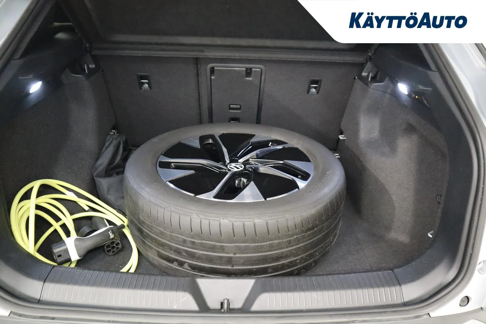 Volkswagen ID.4 MZF-897 carousel image