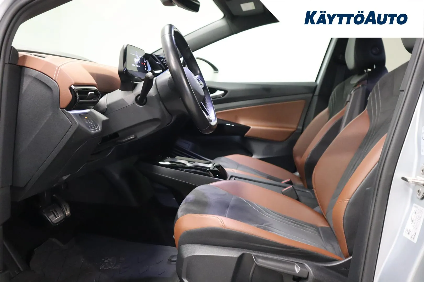 Volkswagen ID.4 MZF-897 carousel image