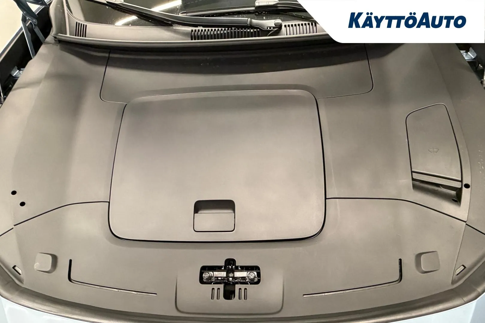 Polestar 4 RXP-103 carousel image