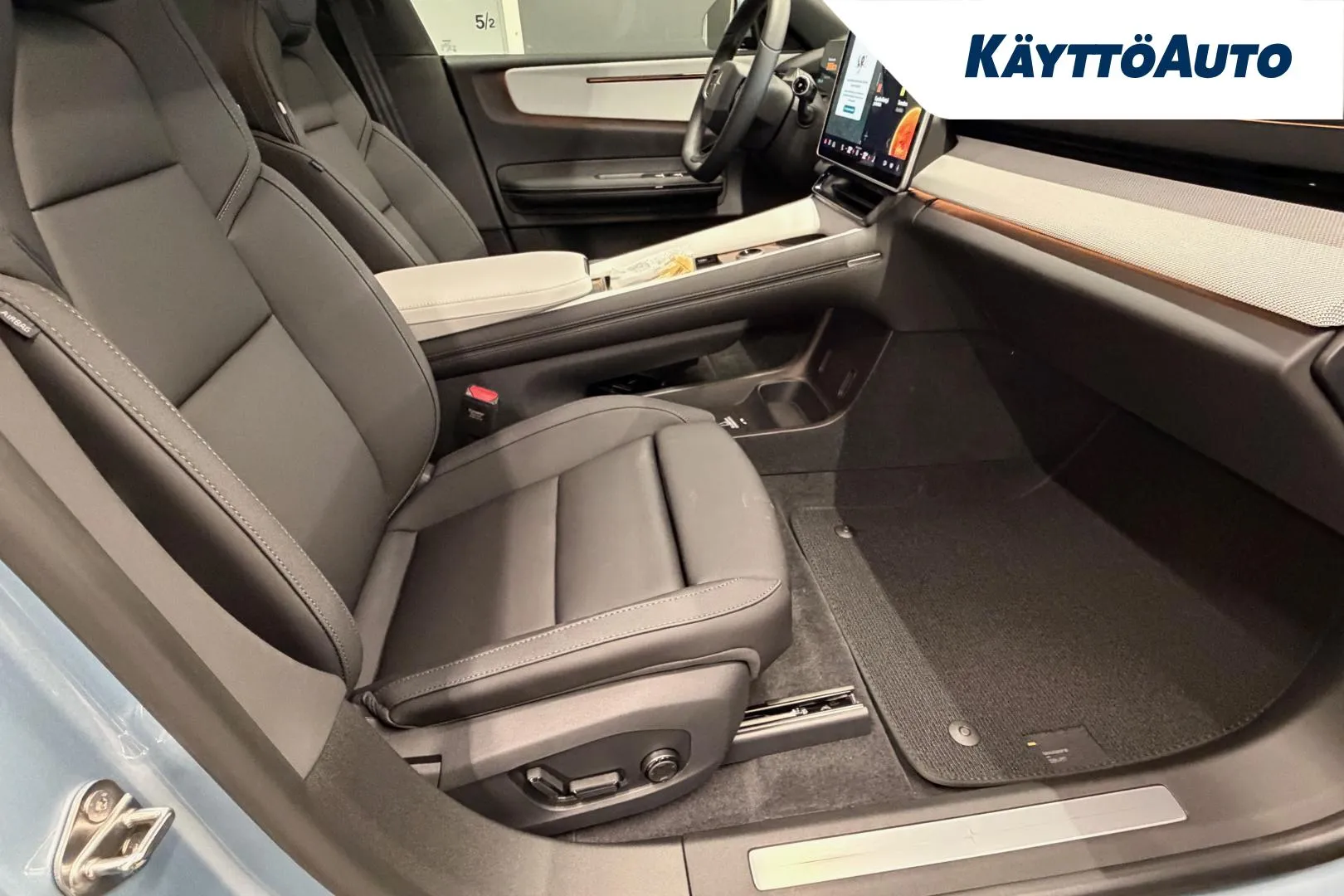 Polestar 4 RXP-103 carousel image