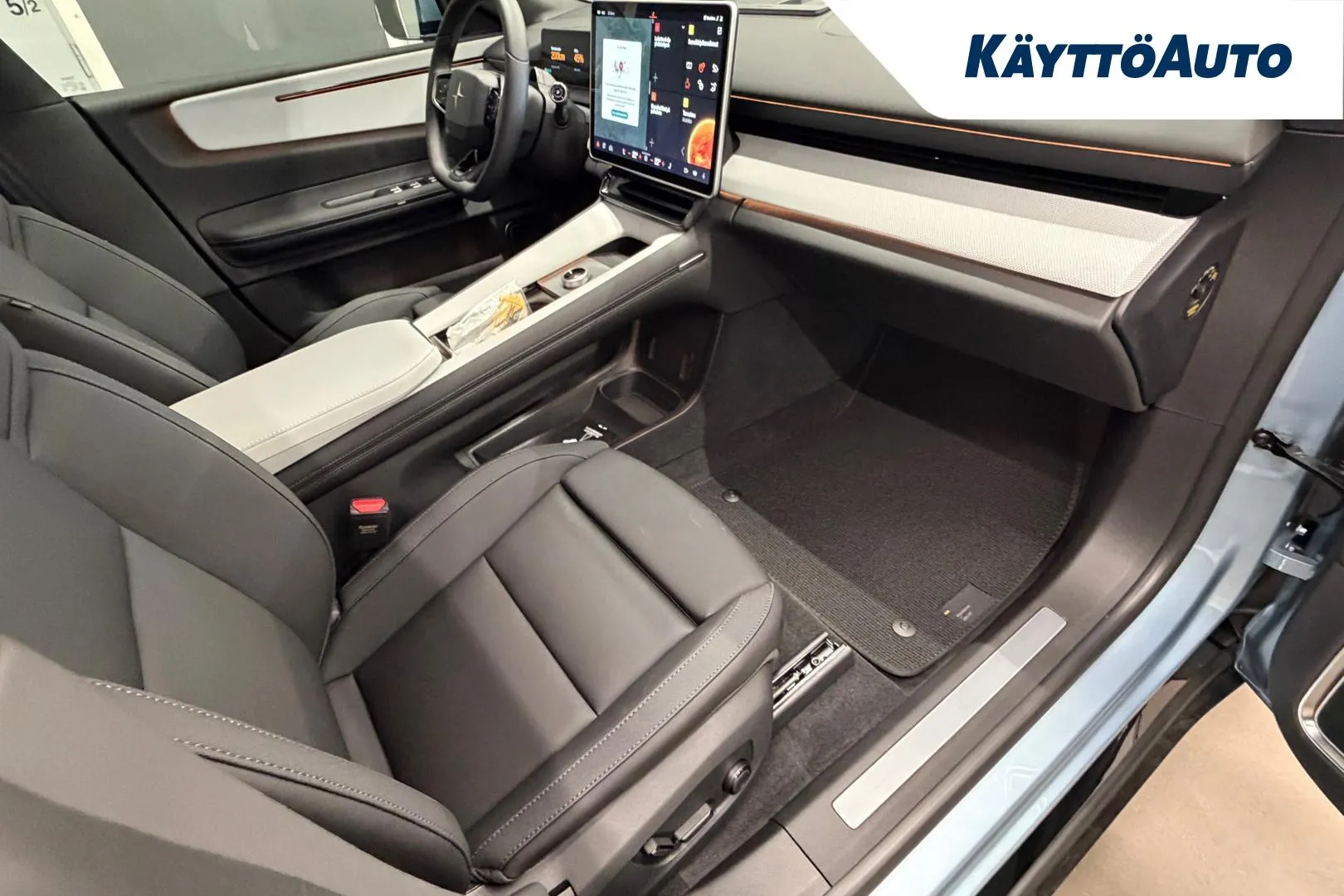 Polestar 4 RXP-103 carousel image