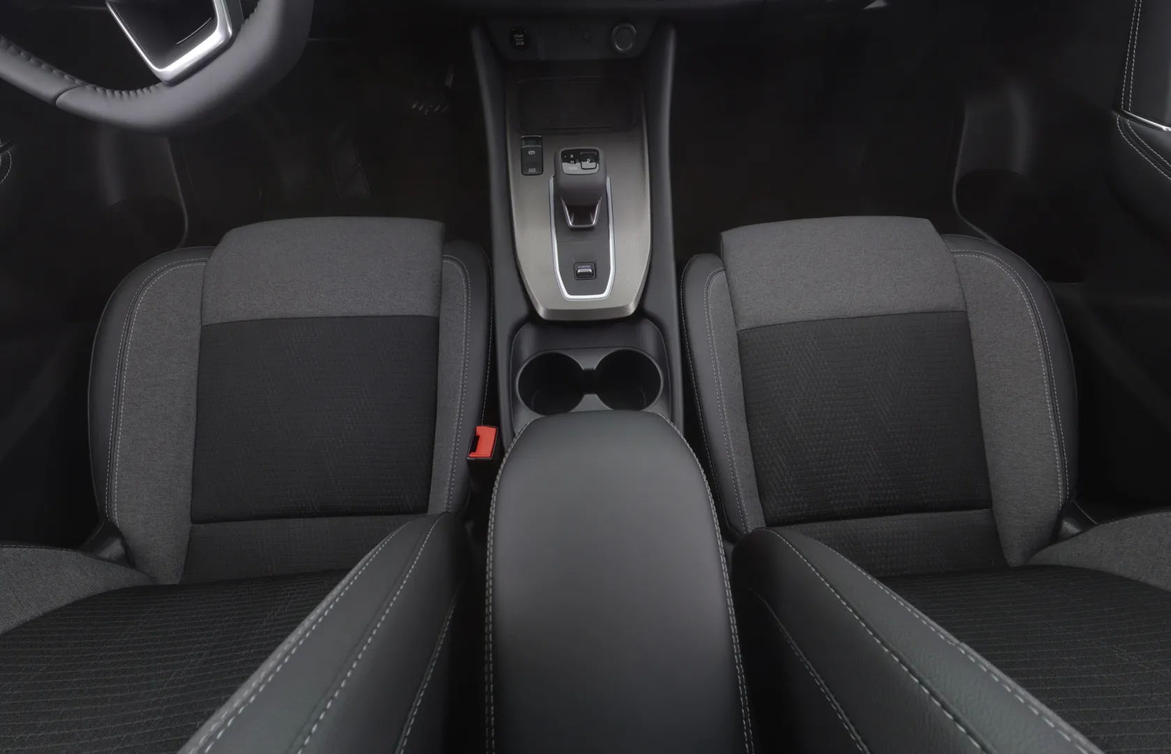 Nissan Qashqai ISU-918 carousel image