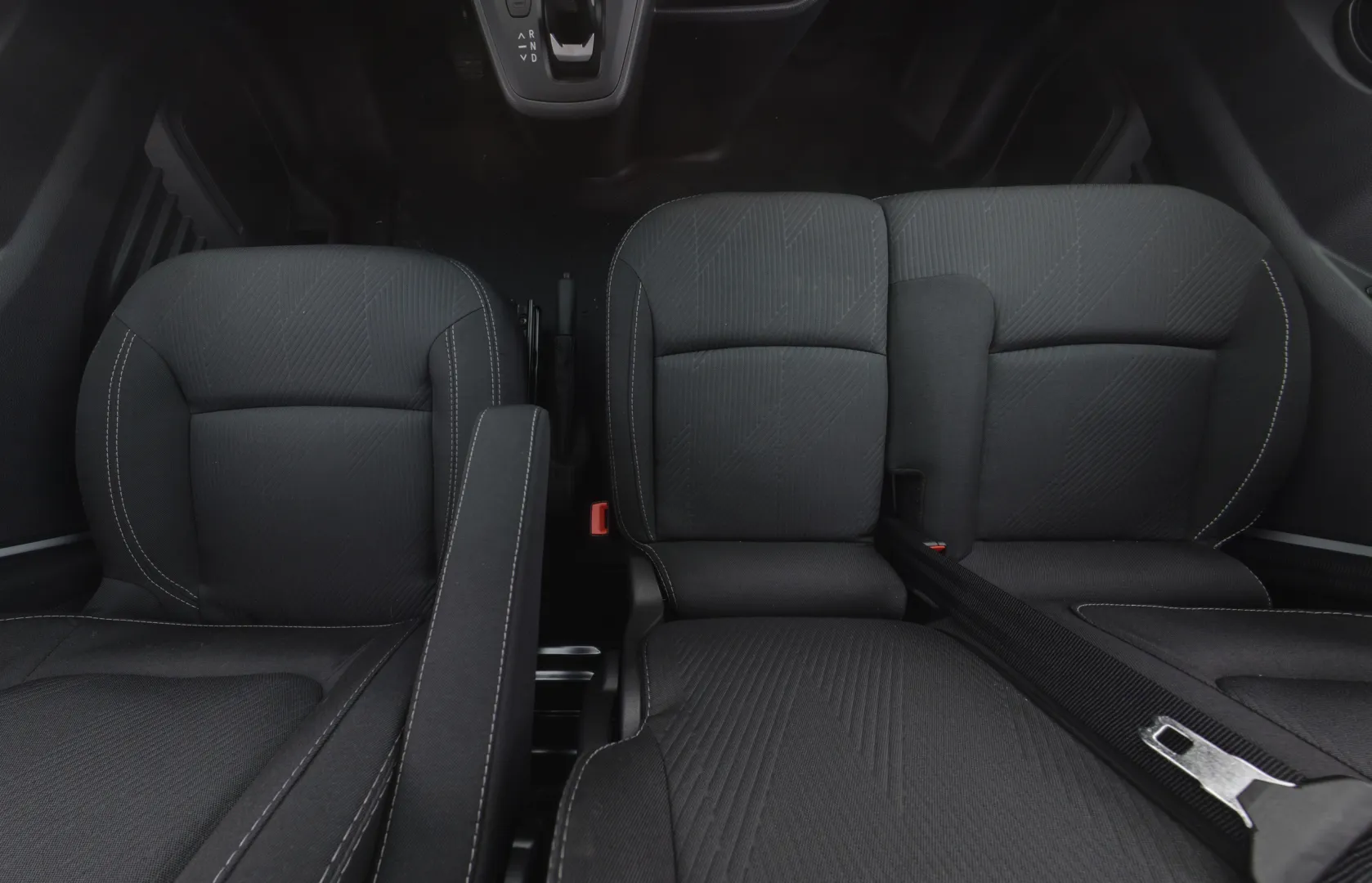 Nissan Primastar SRS-115 carousel image