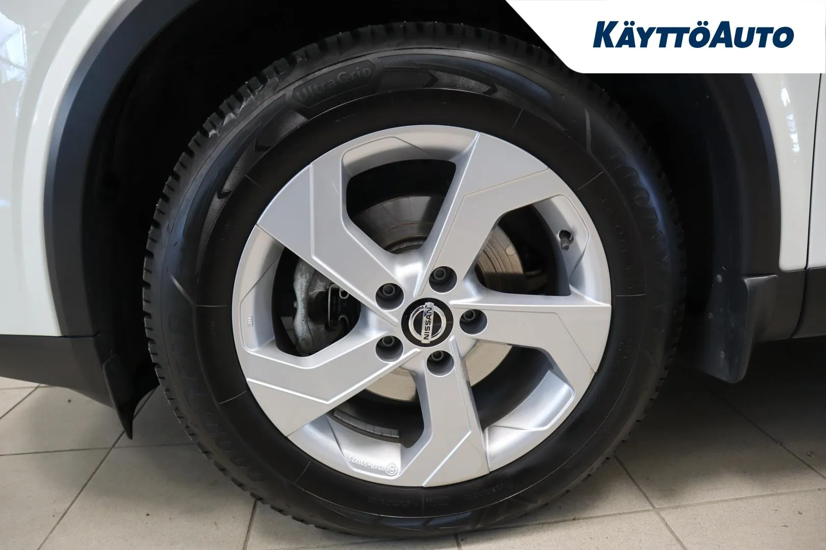 NISSAN Qashqai XRM-363 carousel image