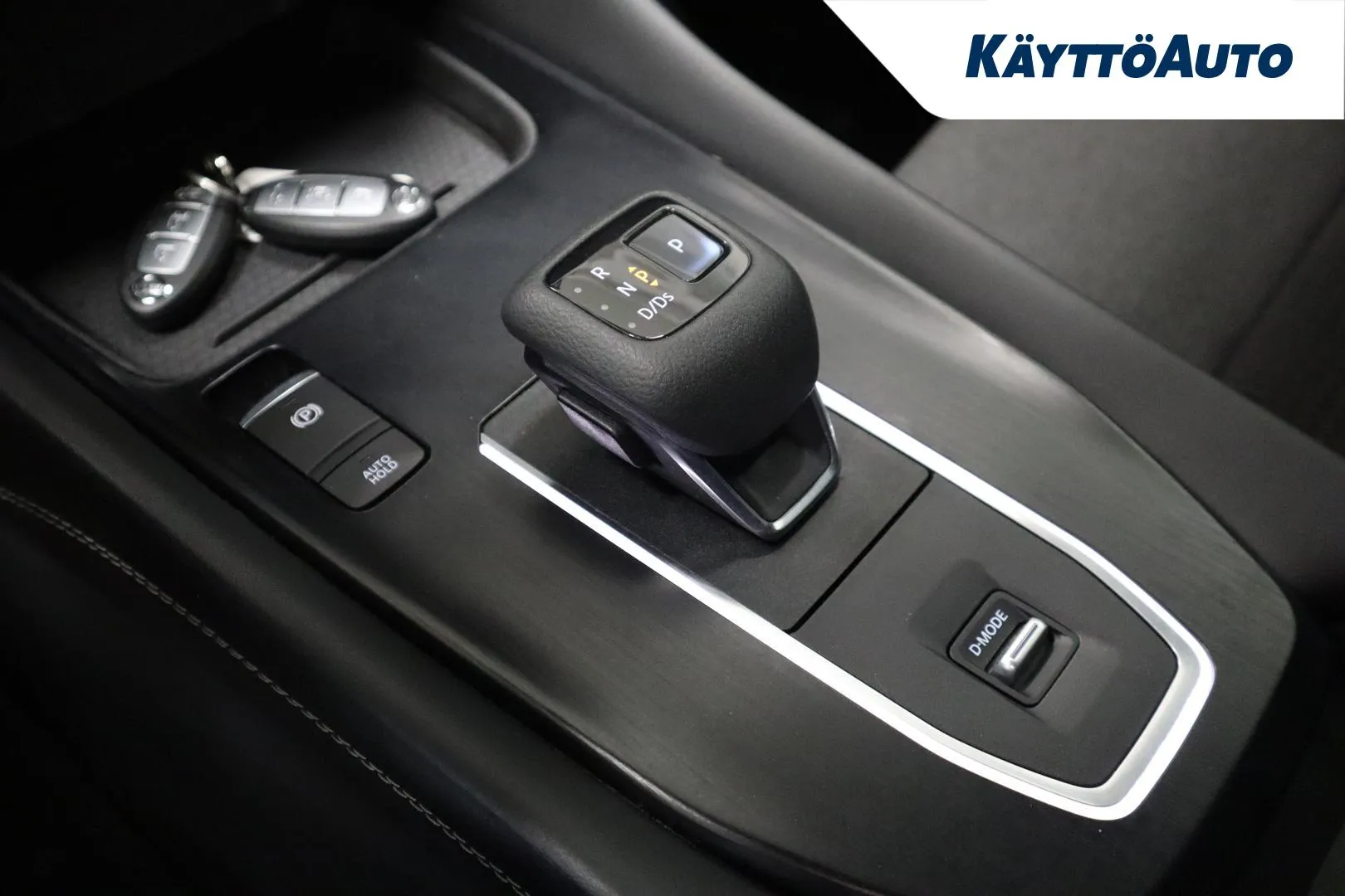 NISSAN Qashqai XRM-363 carousel image