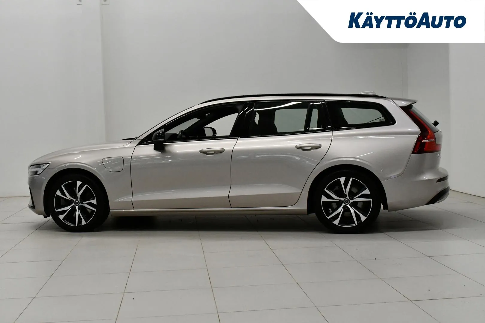 VOLVO V60 NMT-285 carousel image