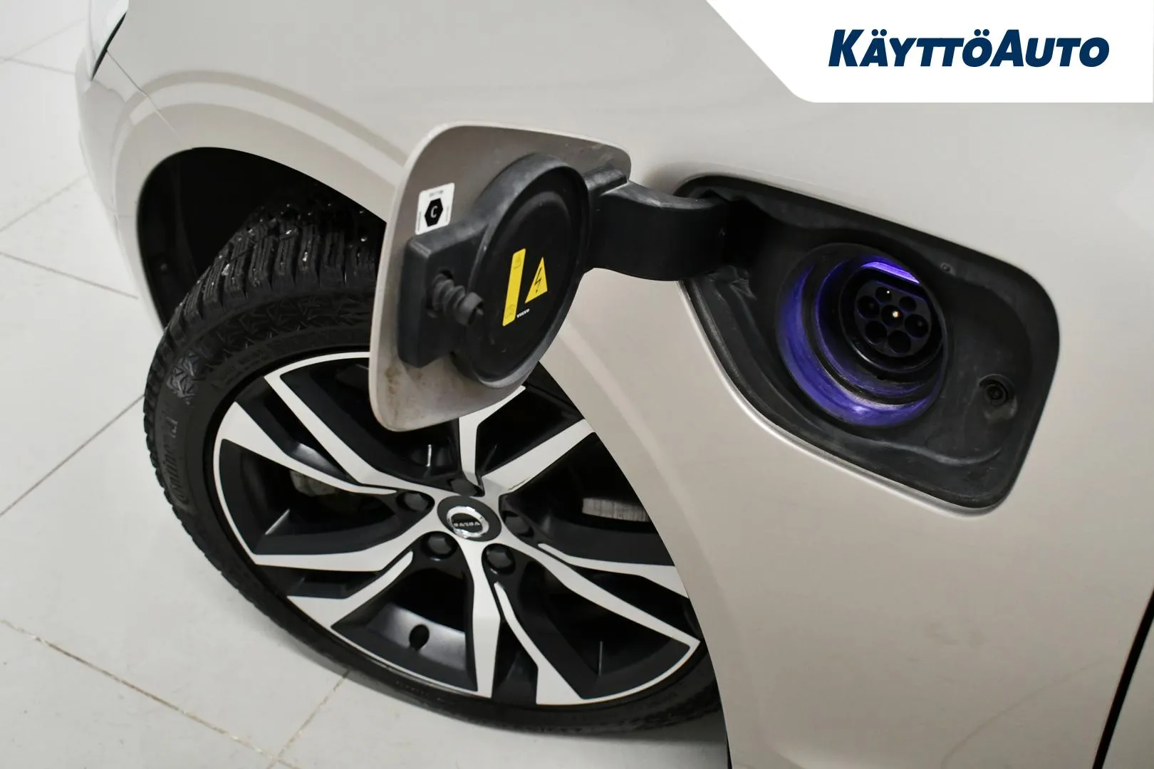 VOLVO V60 NMT-285 carousel image