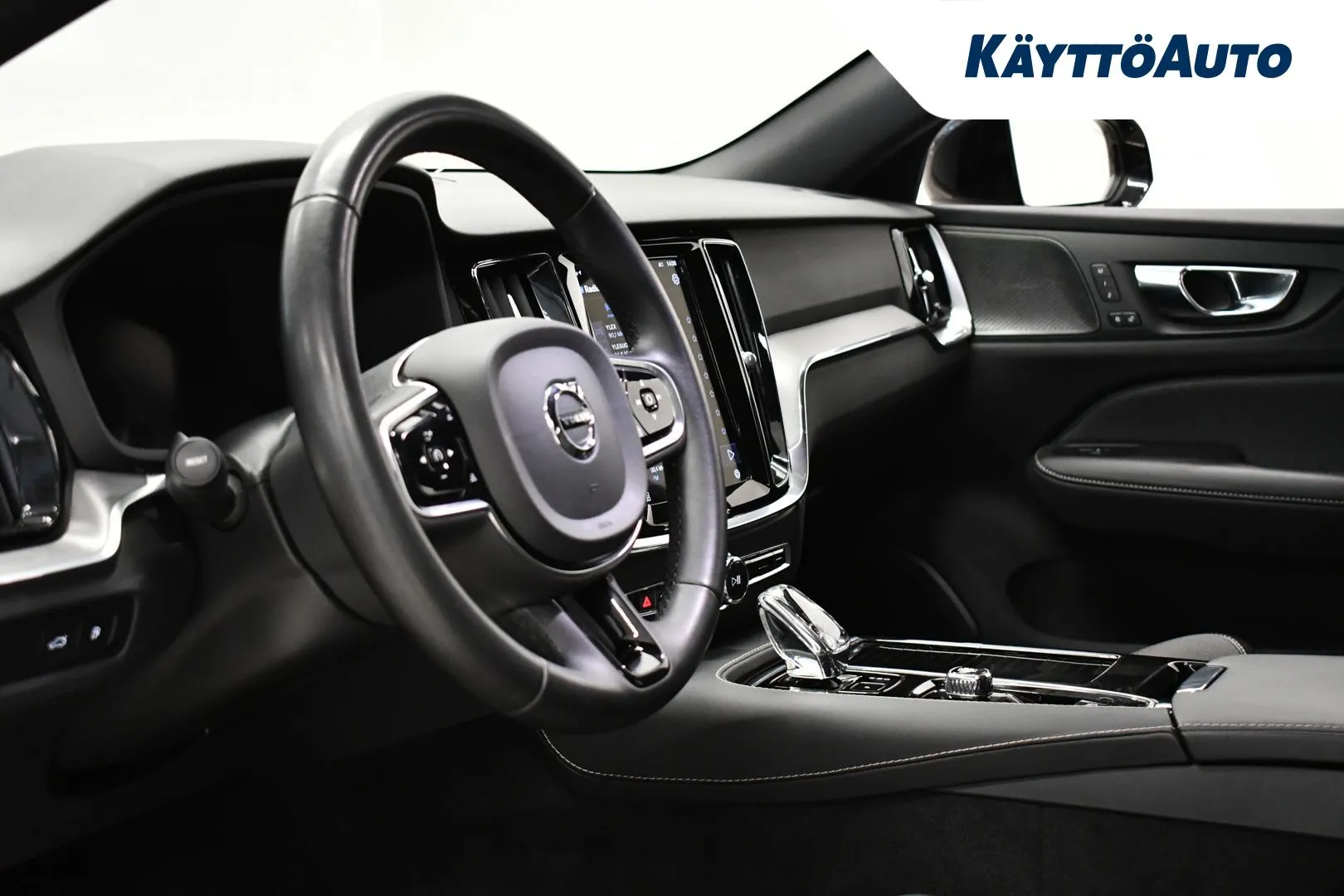 VOLVO V60 NMT-285 carousel image