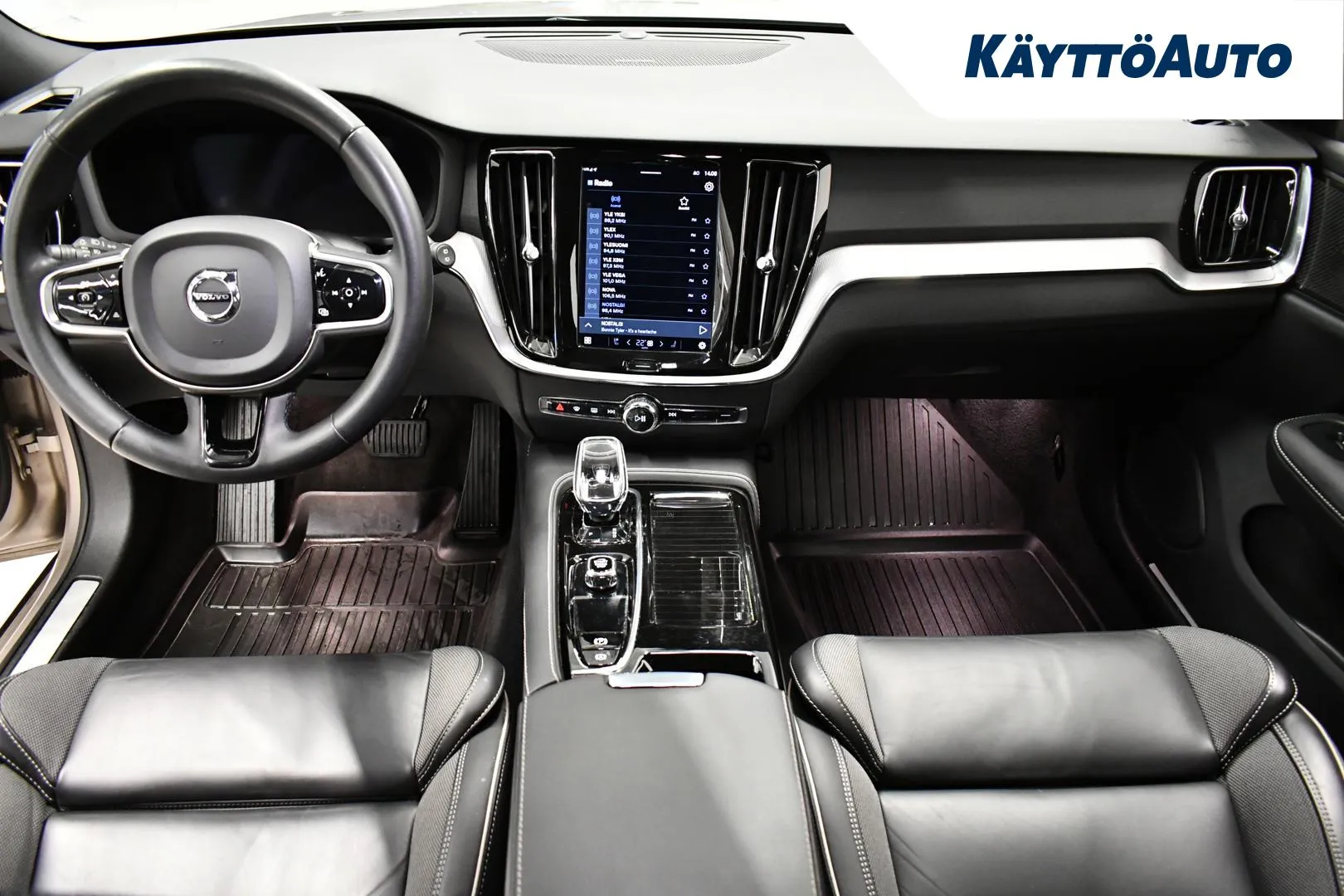 VOLVO V60 NMT-285 carousel image