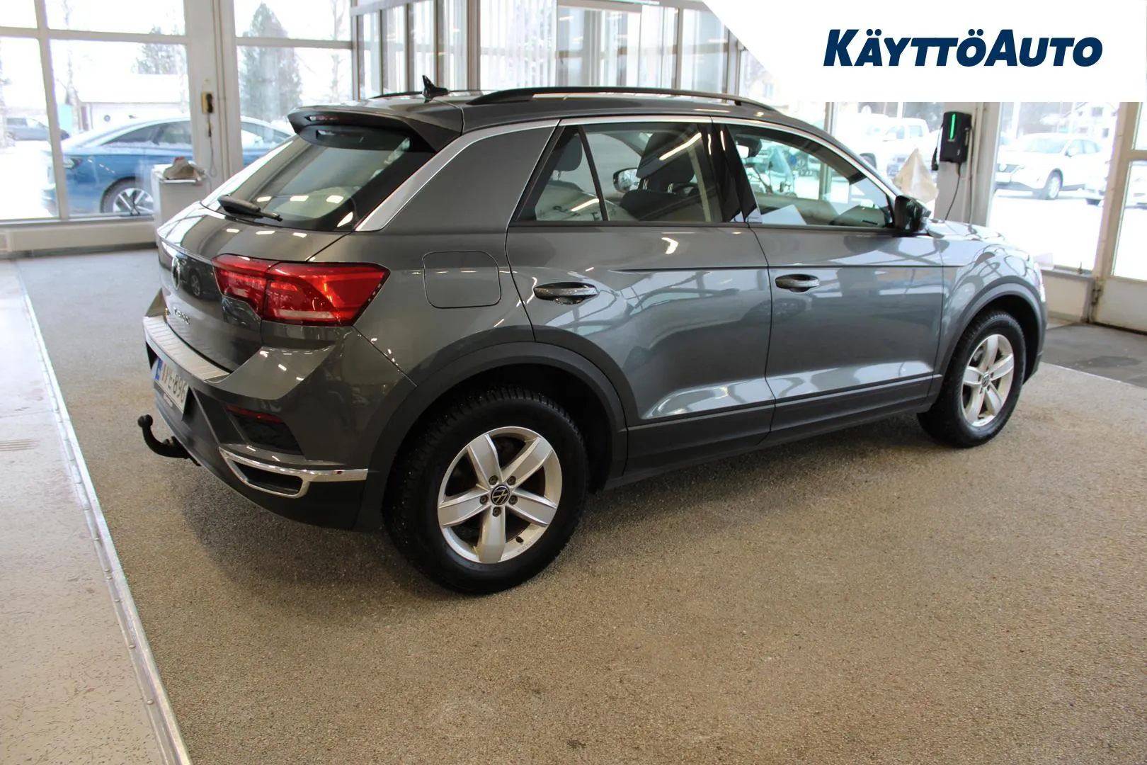 VOLKSWAGEN T-Roc IPE-896 carousel image