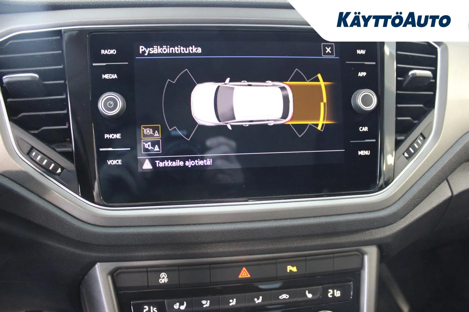 VOLKSWAGEN T-Roc IPE-896 carousel image