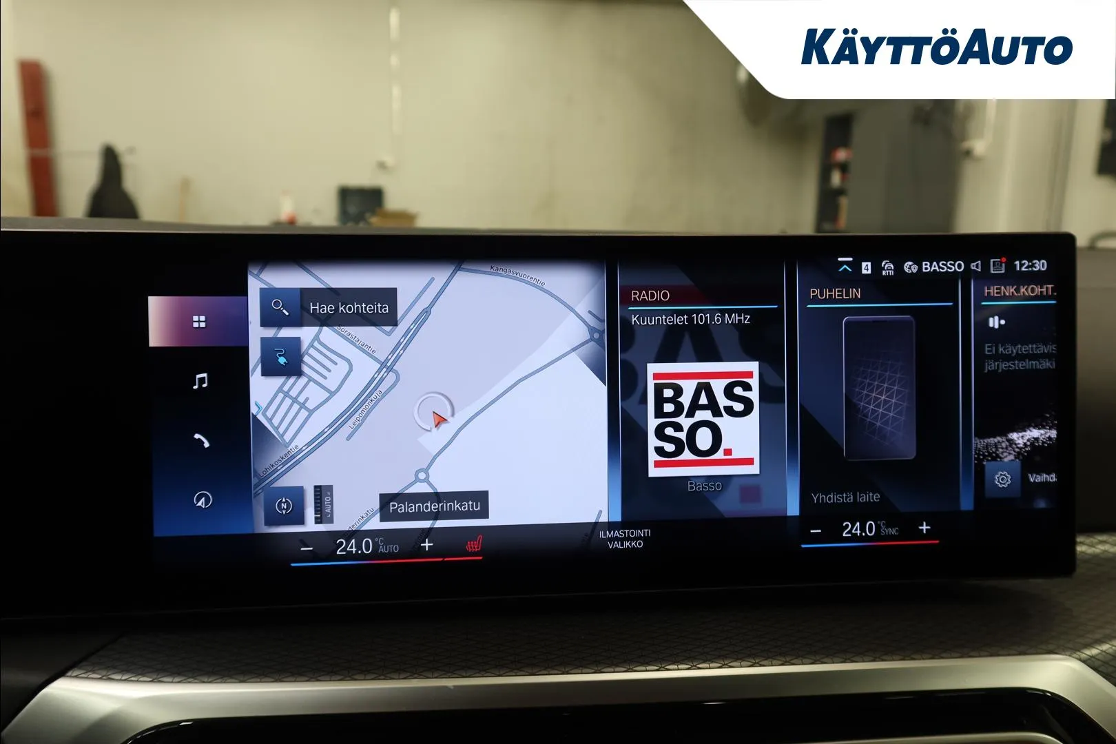 BMW i4 LTL-879 carousel image