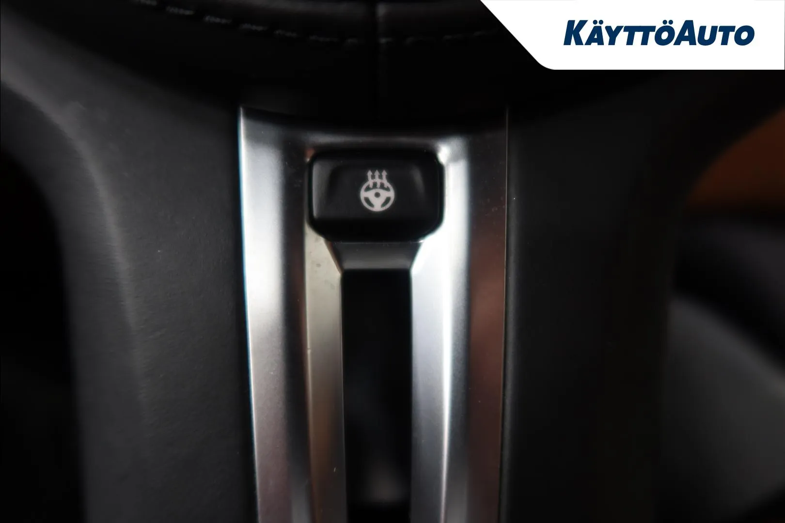 BMW i4 LTL-879 carousel image