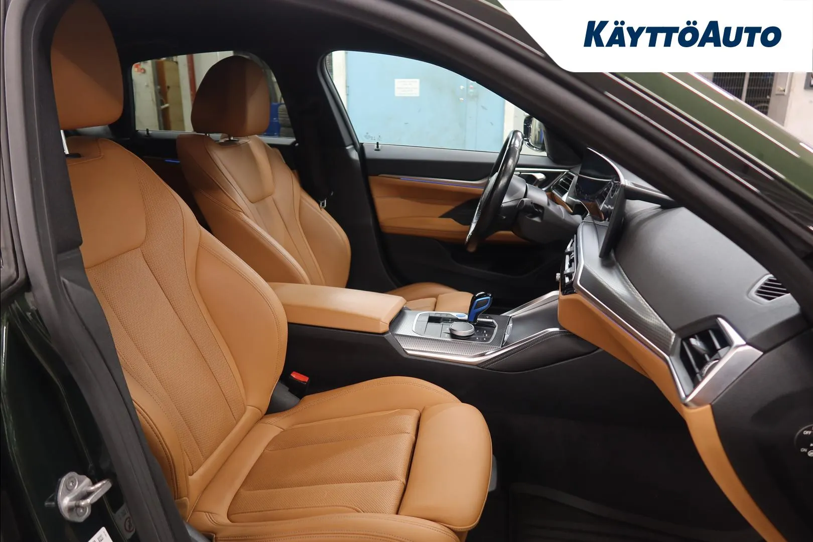 BMW i4 LTL-879 carousel image