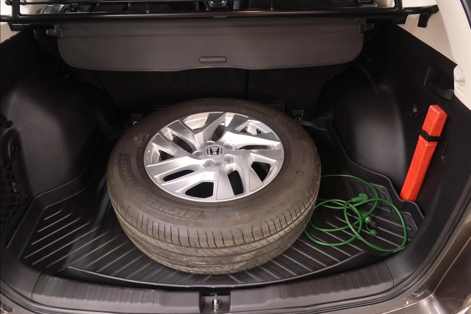 HONDA CR-V JJR-890 carousel image