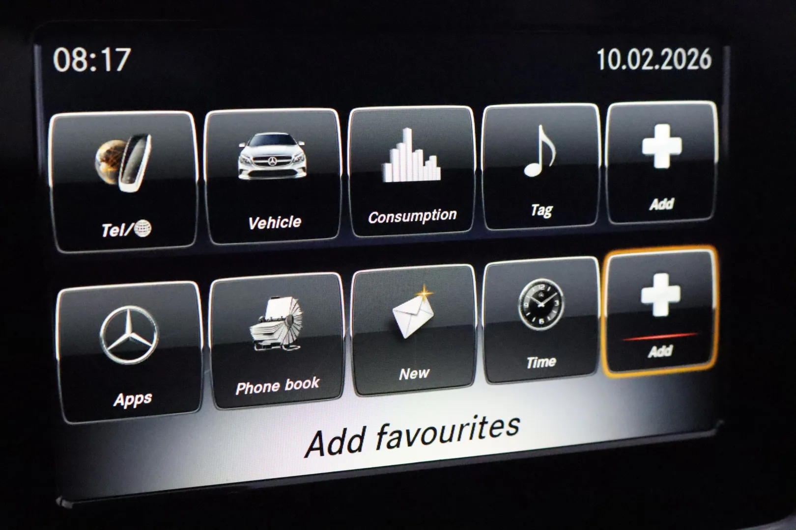 MERCEDES-BENZ CLA ZLE-827 carousel image