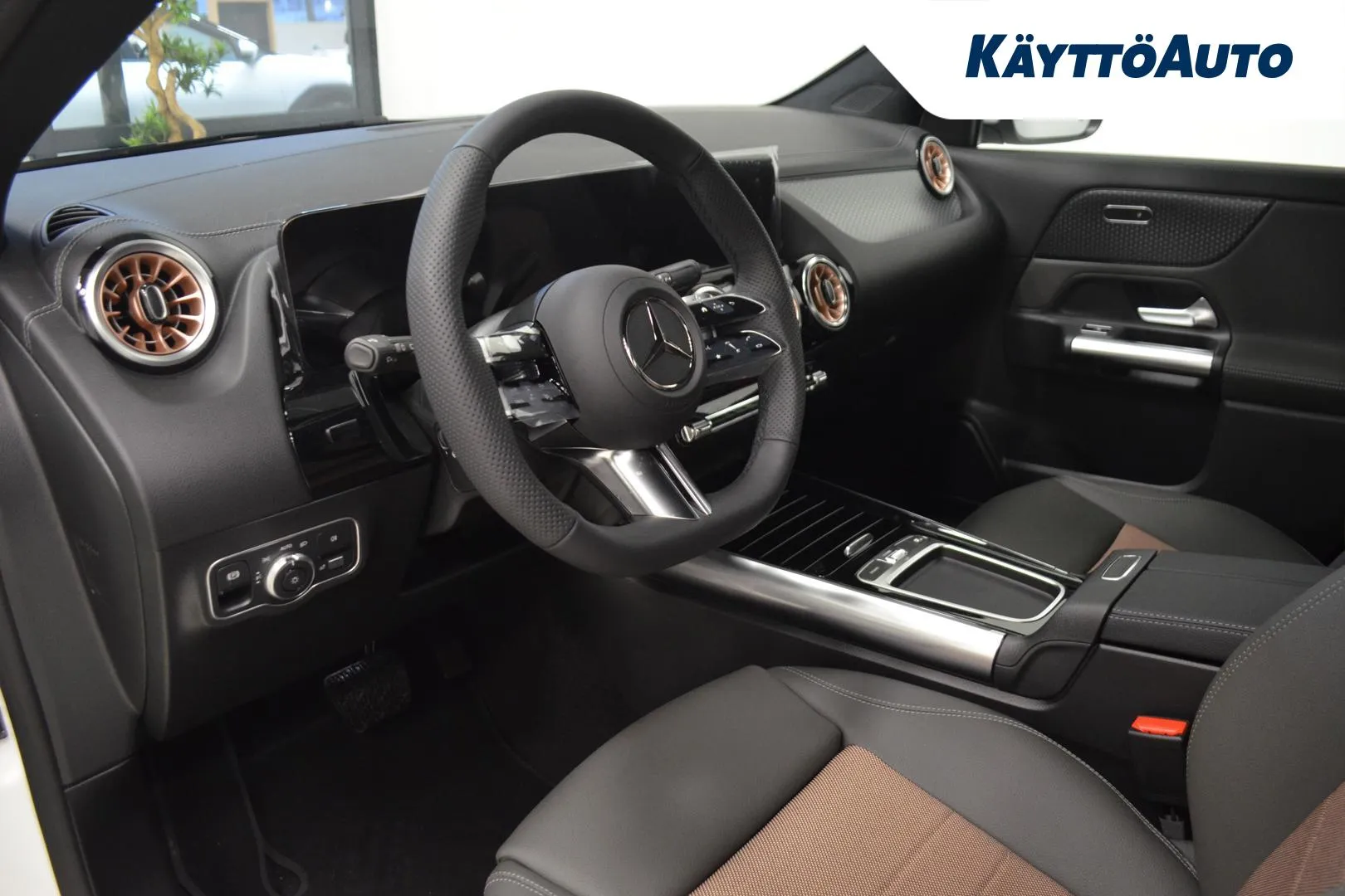 Mercedes-Benz EQA KXP-853 carousel image