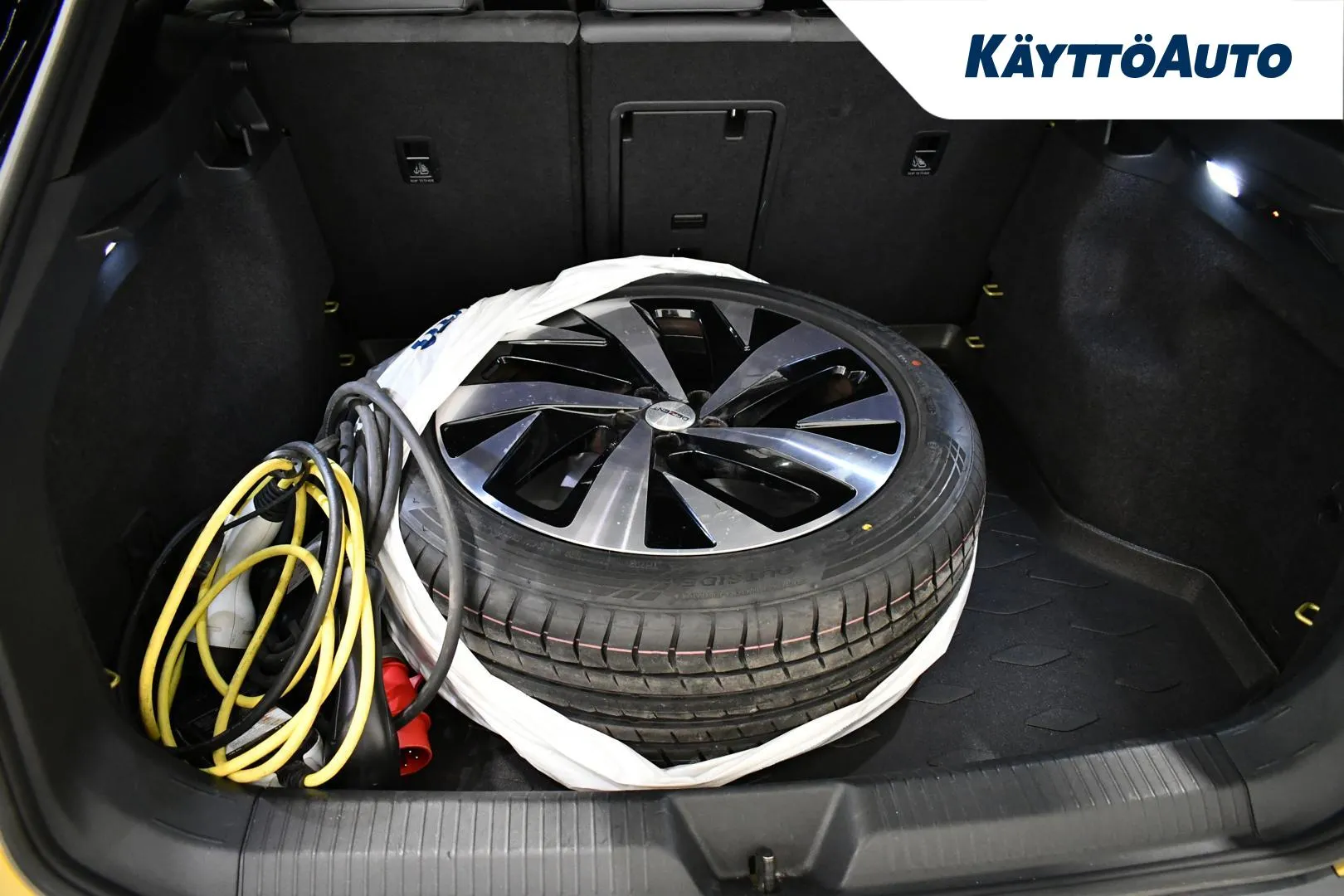 VOLKSWAGEN ID.4 ESR-586 carousel image