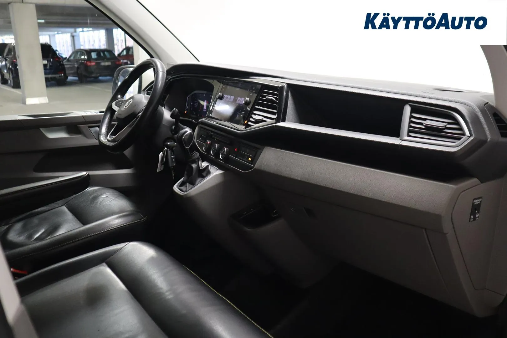 VOLKSWAGEN Transporter COP-501 carousel image