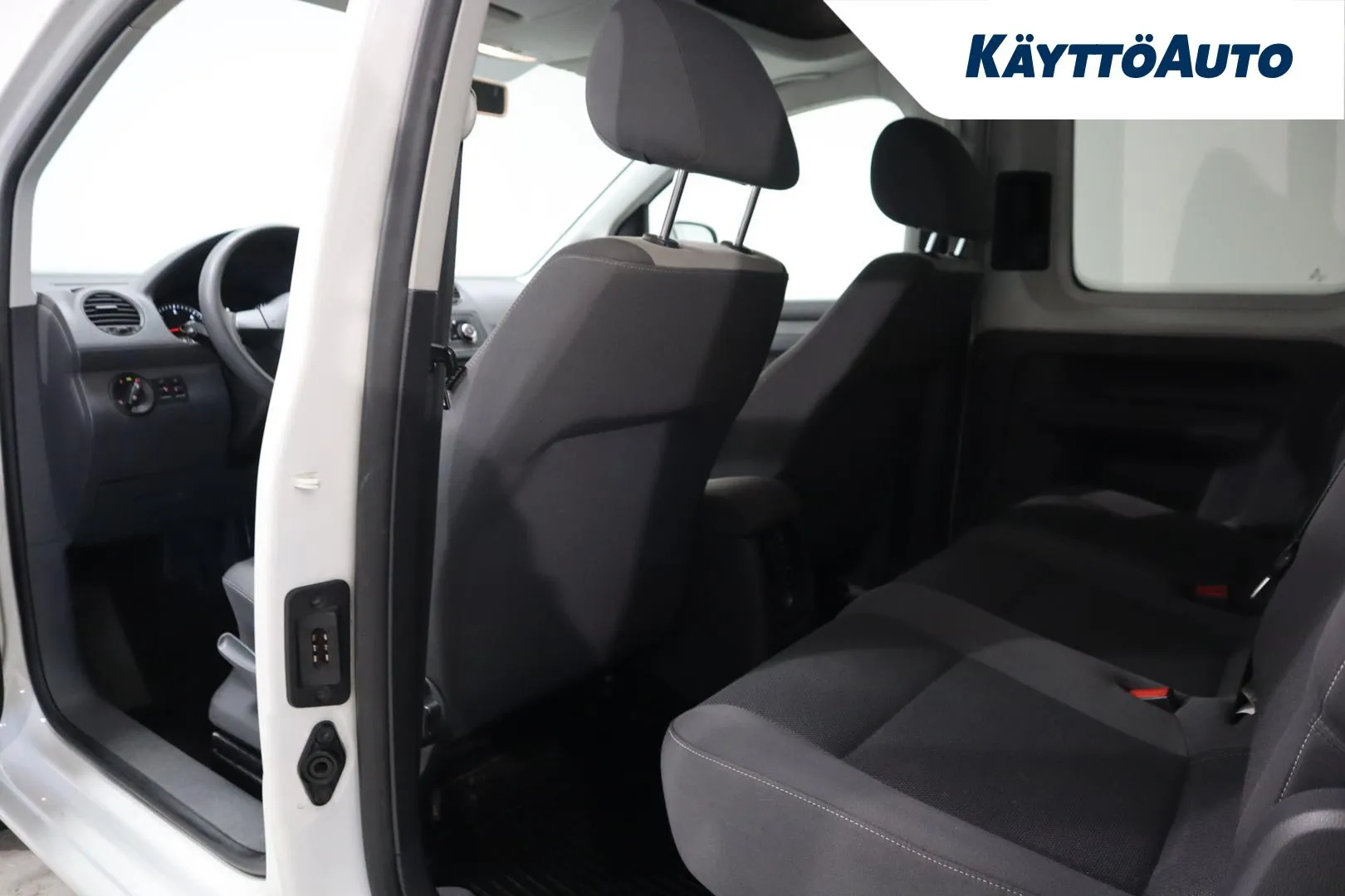 VOLKSWAGEN Caddy Maxi EMH-485 carousel image