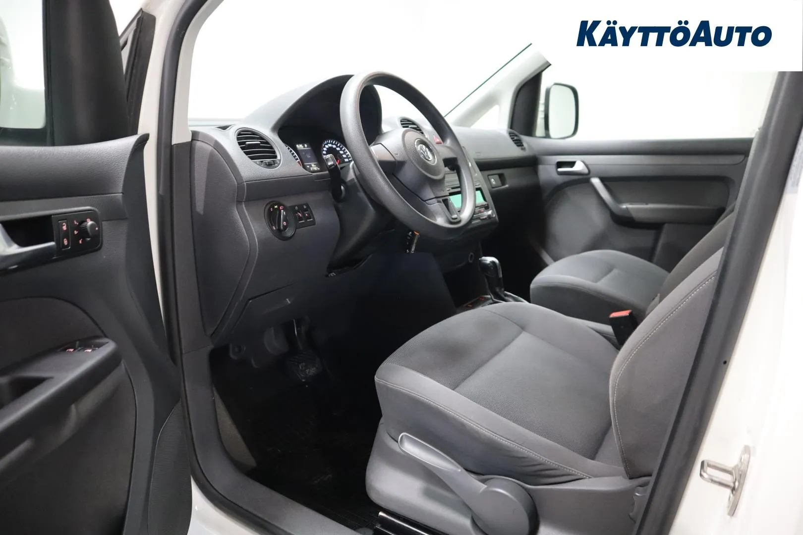 VOLKSWAGEN Caddy Maxi EMH-485 carousel image