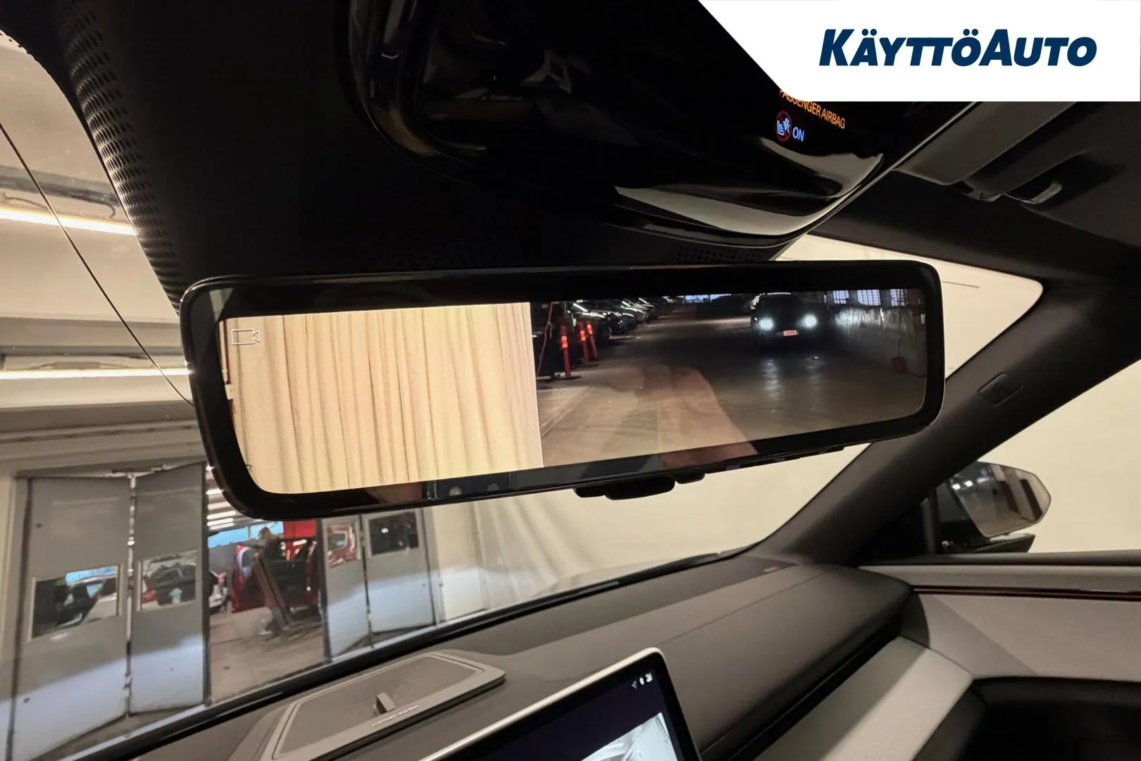 Polestar 4 YYF-312 carousel image