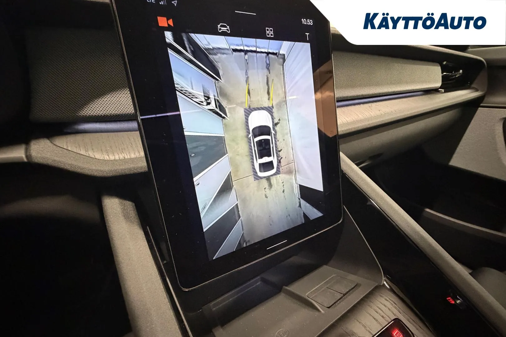 POLESTAR 2 ISJ-301 carousel image