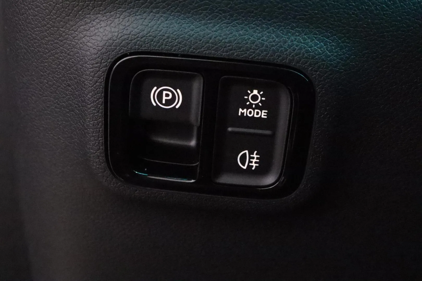 Mercedes-Benz CLA SRP-203 carousel image