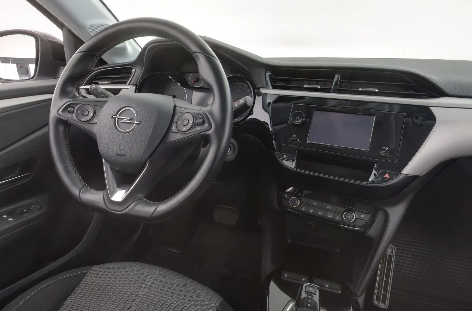 OPEL Corsa ZNA-144 carousel image