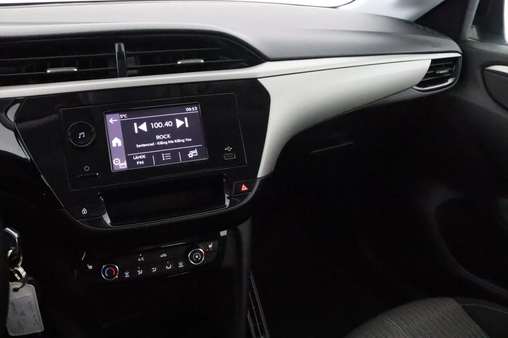 OPEL Corsa ZNA-144 carousel image