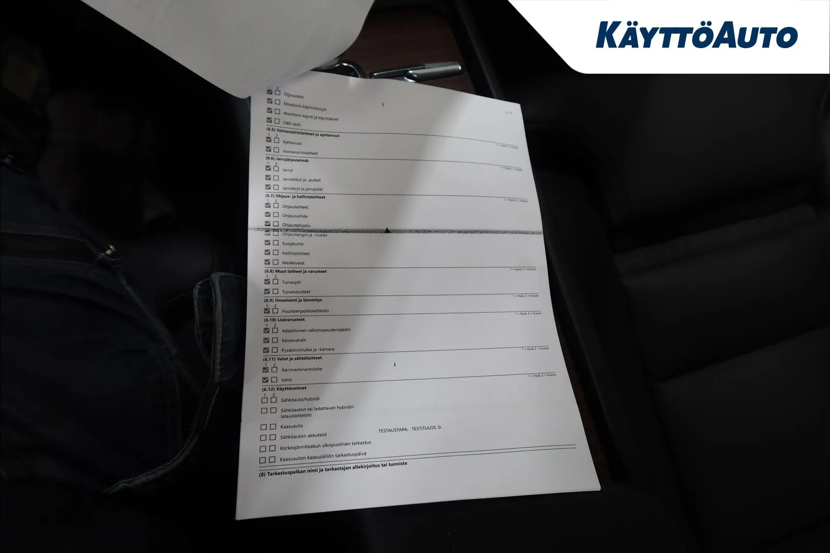 VOLVO V60 Cross Country NMA-900 carousel image