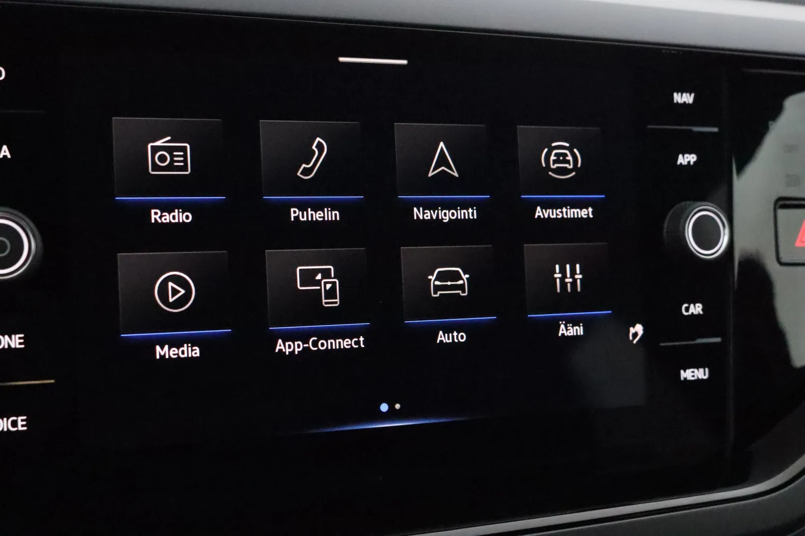 Volkswagen Taigo XTN-819 carousel image