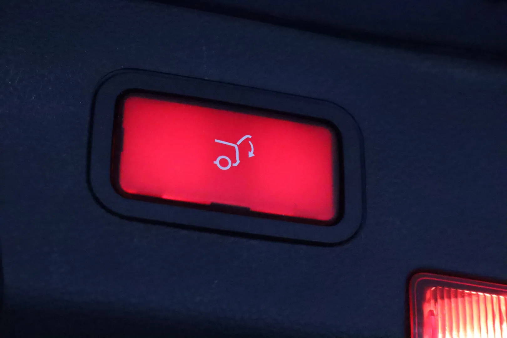 MERCEDES-BENZ C FKN-476 carousel image